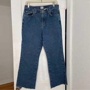 Calvin Klein Vintage High rise Straight leg raw hem jeans women’s Size 10